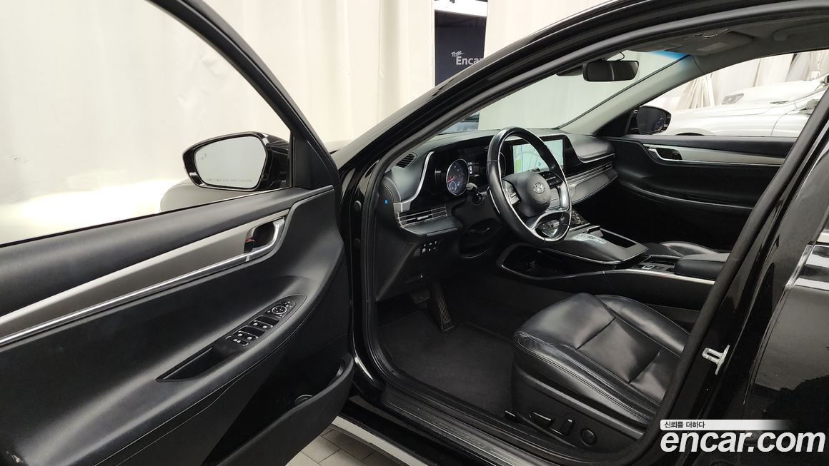 Hyundai Grandeur 2021