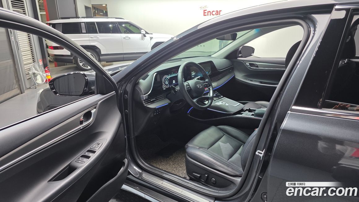 Hyundai Grandeur 2020