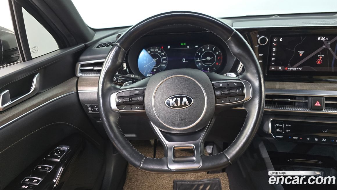 Kia K5 2021