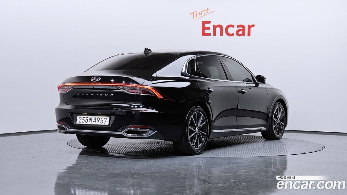 Hyundai Grandeur 2022