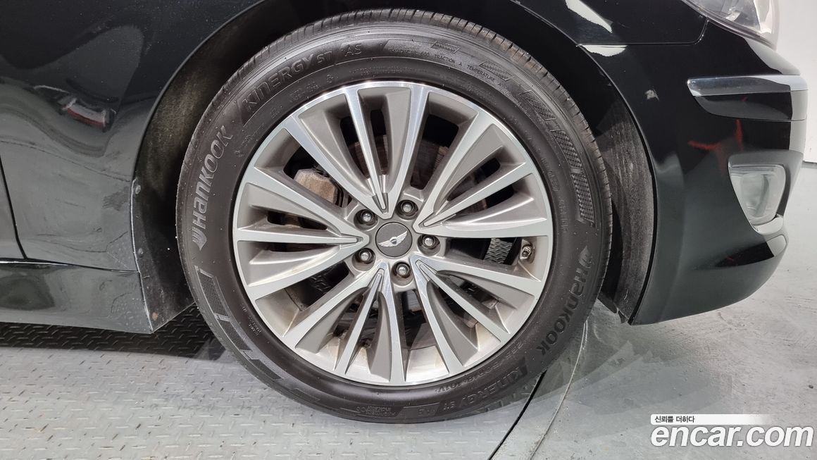 Hyundai Genesis 2014