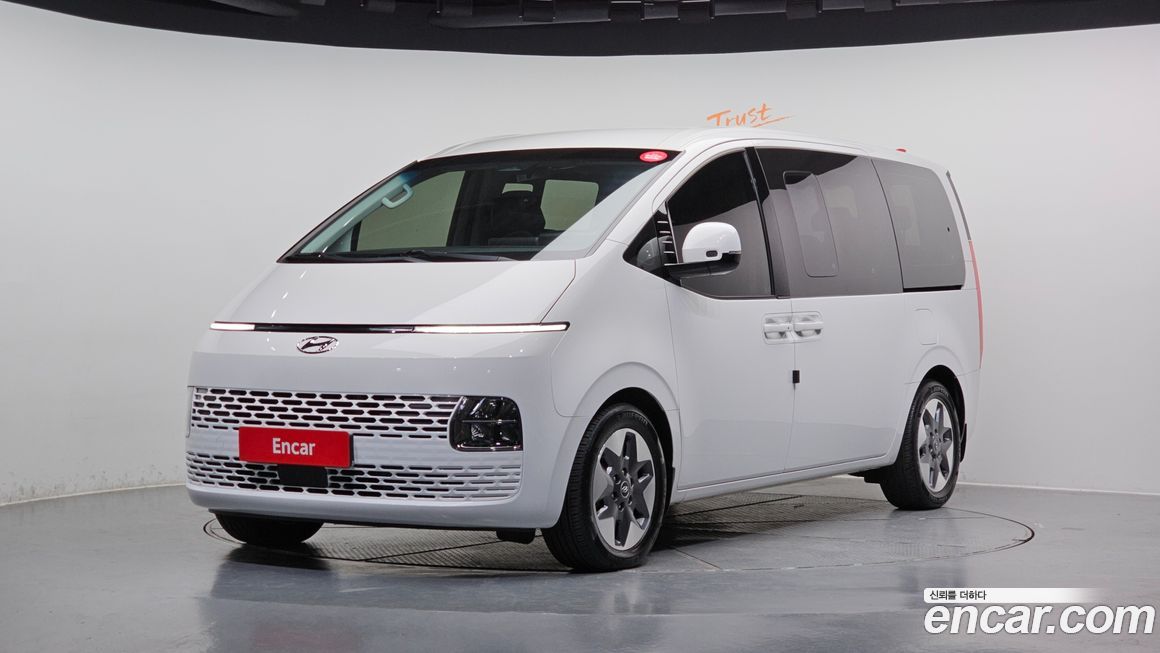 Hyundai Staria 2022