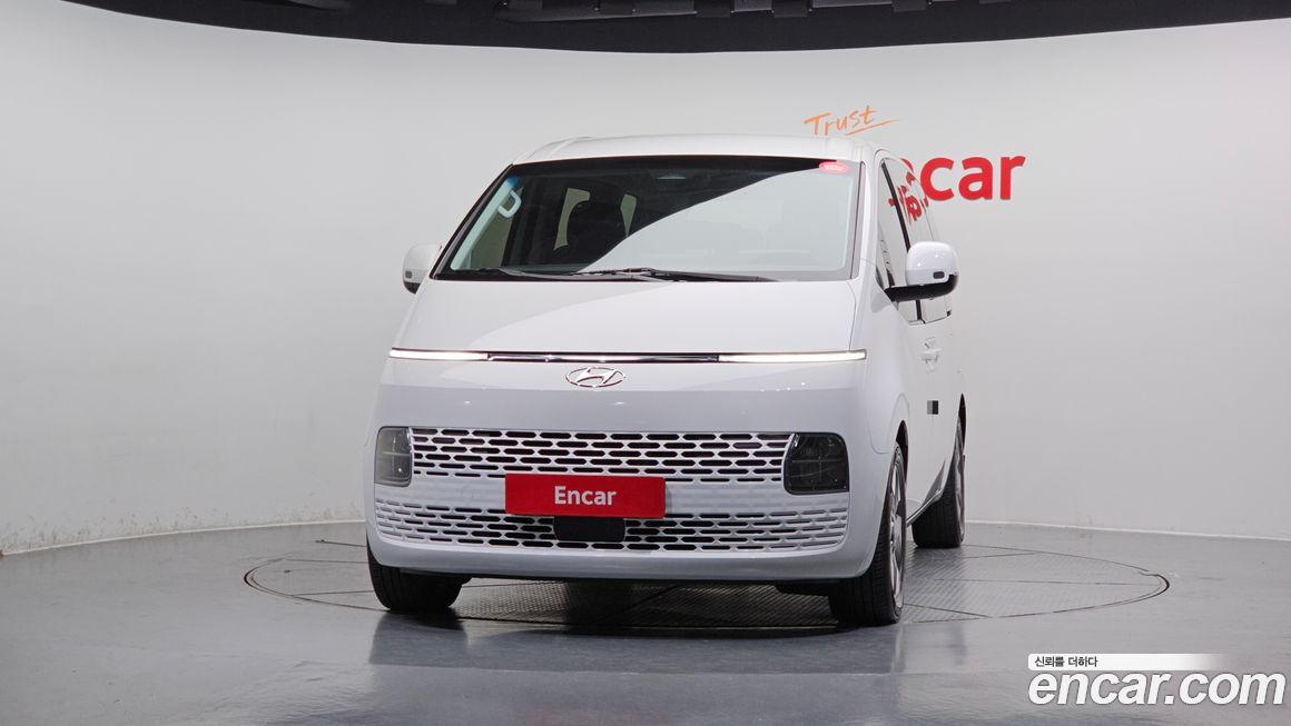 Hyundai Staria 2022