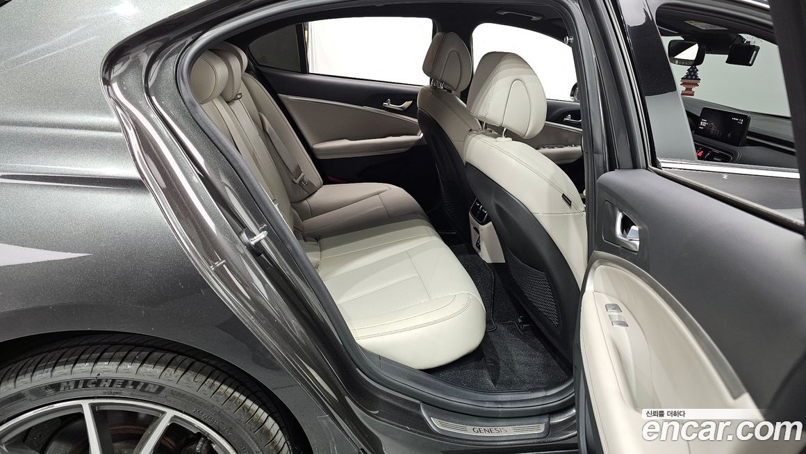 Genesis G70 2023