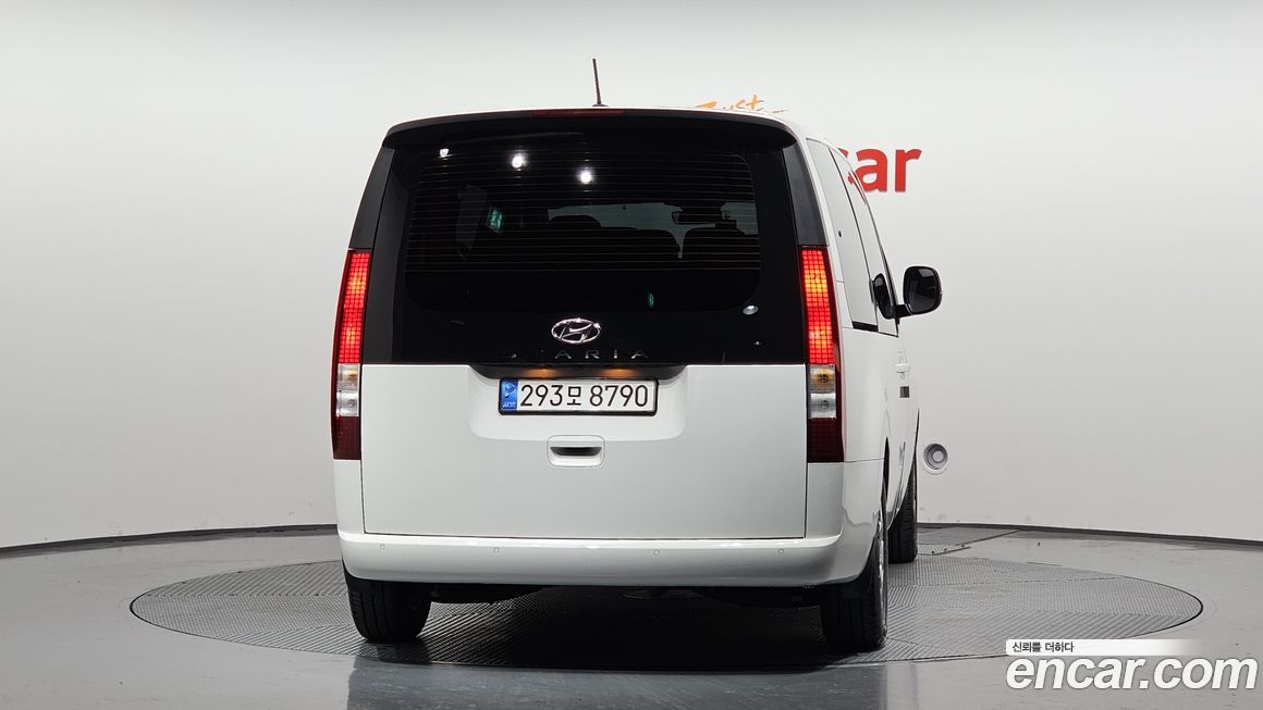 Hyundai Staria 2022