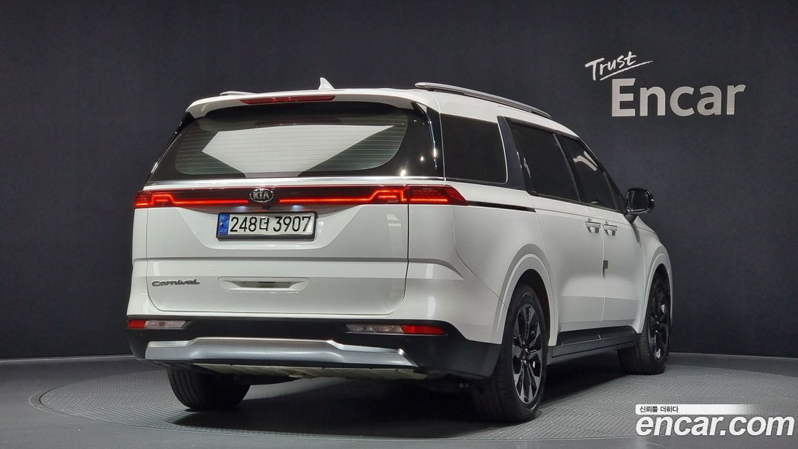 Kia Canival 2021