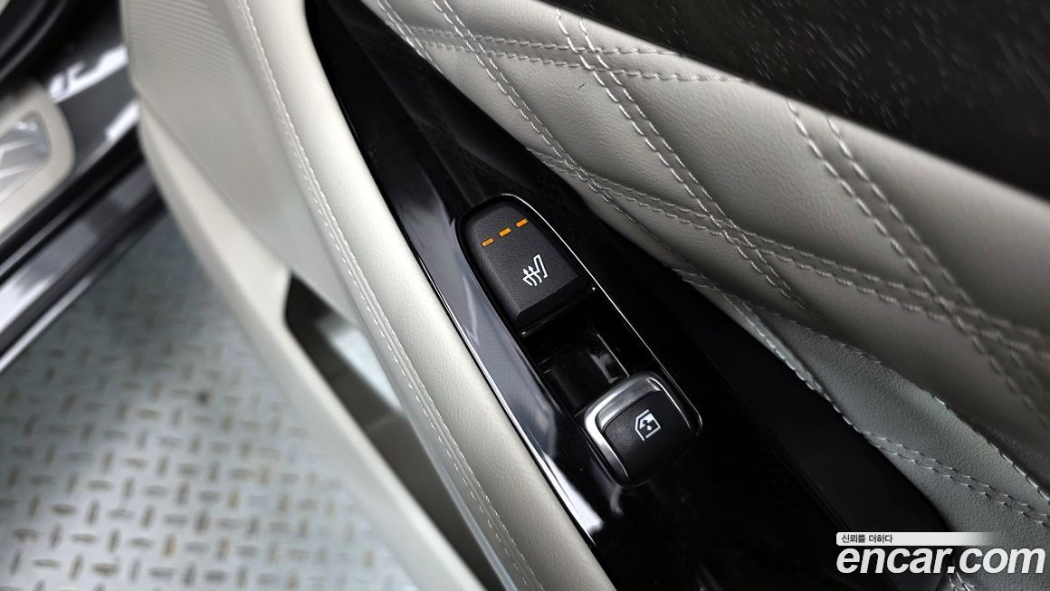 Kia K8 2023