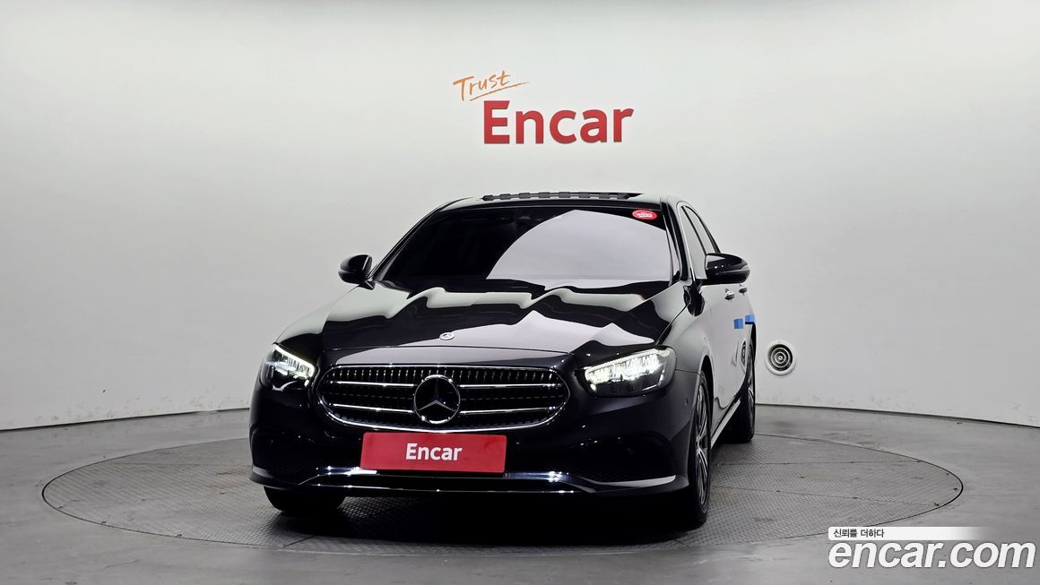 Mercedes-Benz E-Class 2021