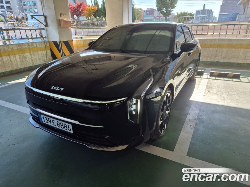 Kia K8 2025