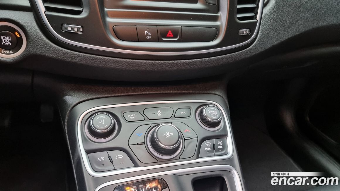 Chrysler 200 2015