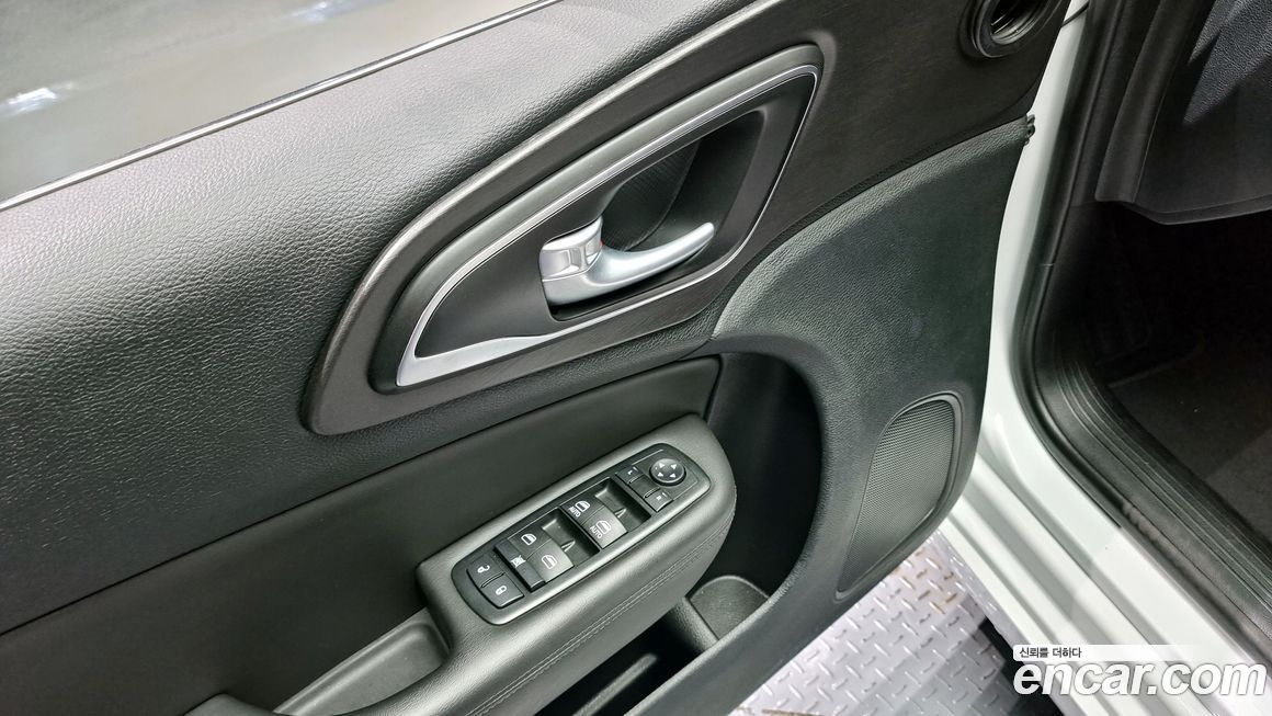 Chrysler 200 2015
