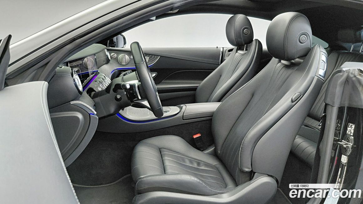 Mercedes-Benz E-Class 2021