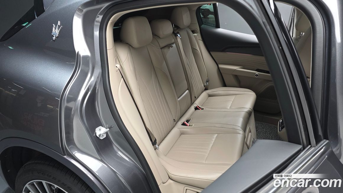 Maserati Grecale 2023