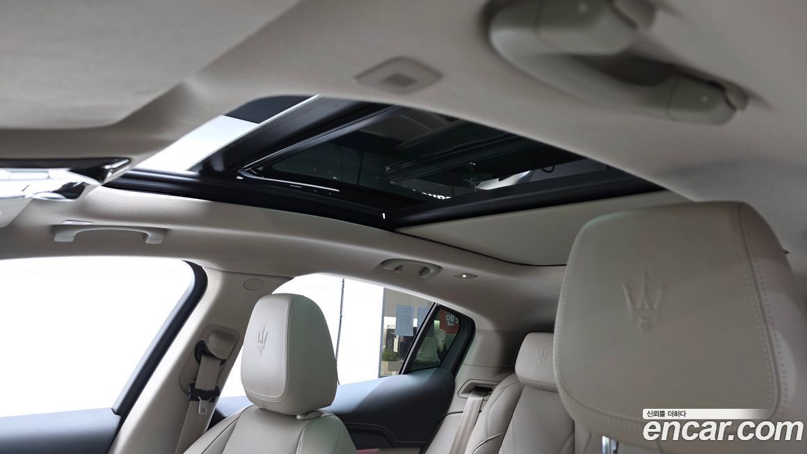 Maserati Grecale 2023