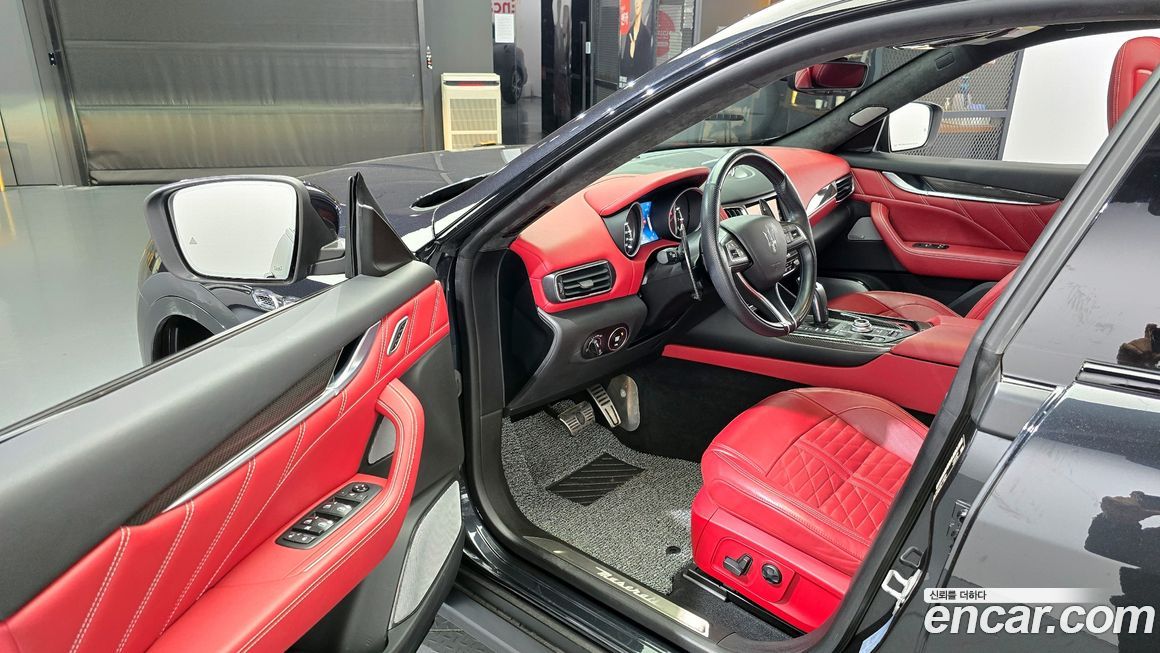 Maserati Levante 2020