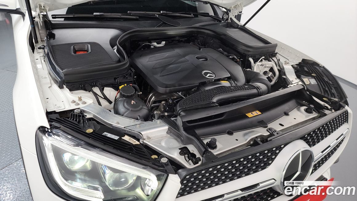 Mercedes-Benz GLC-Class 2023