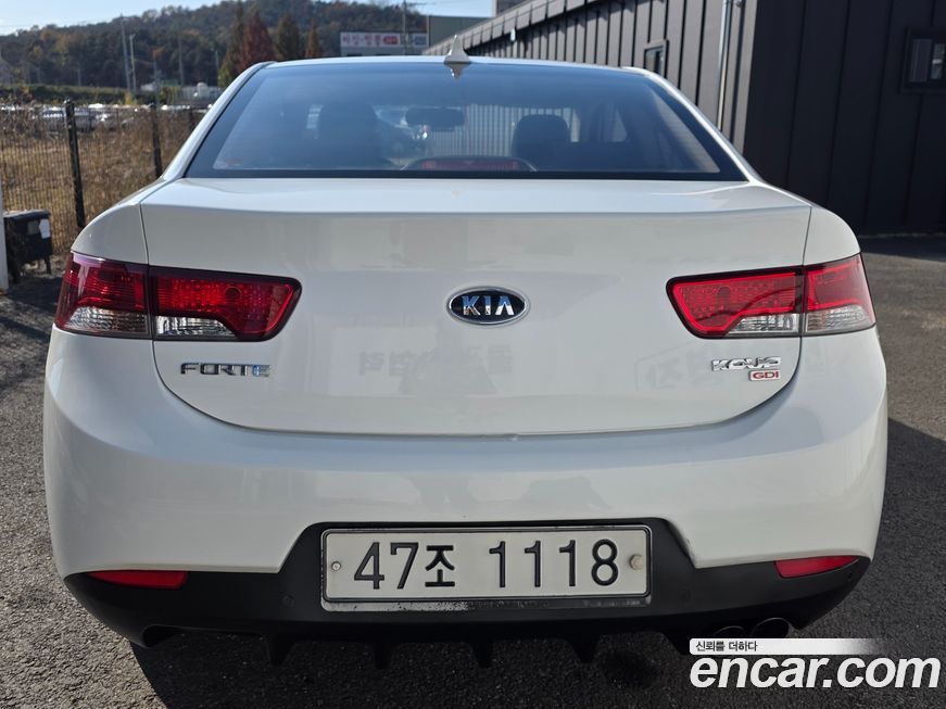 Kia Porte 2011