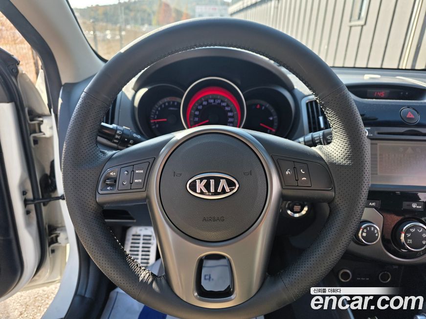 Kia Porte 2011