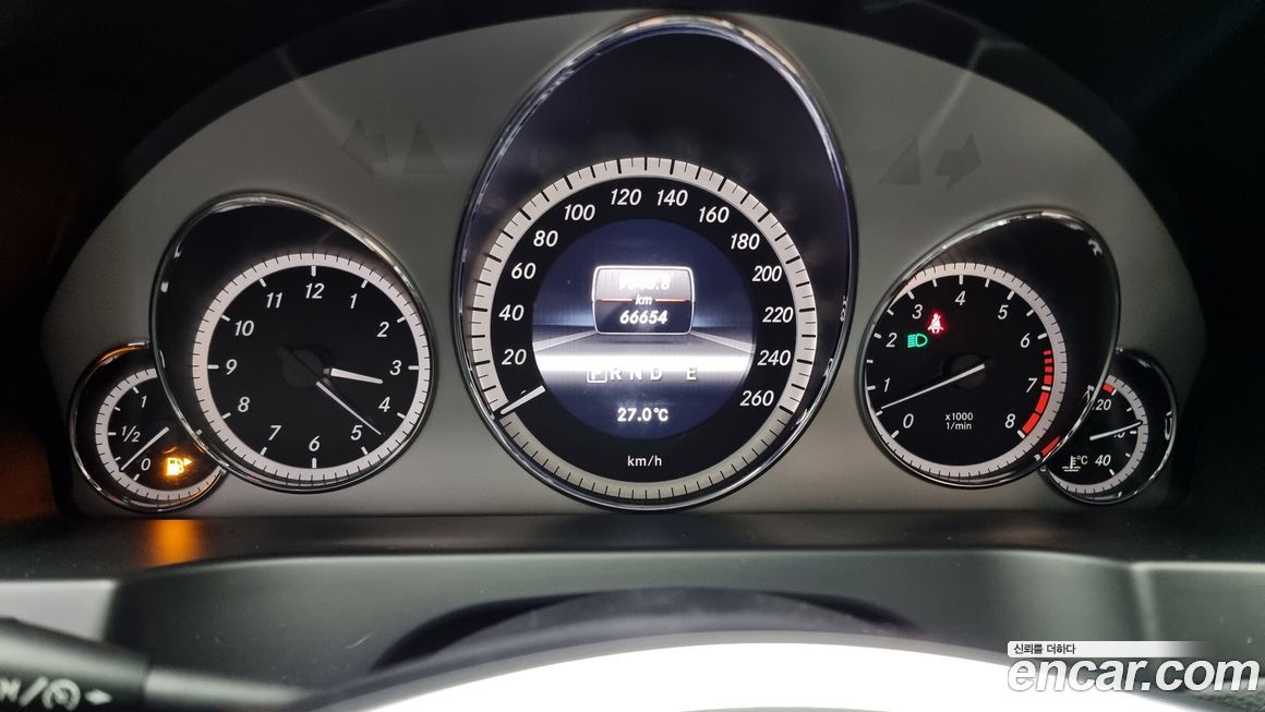 Mercedes-Benz E-Class 2013