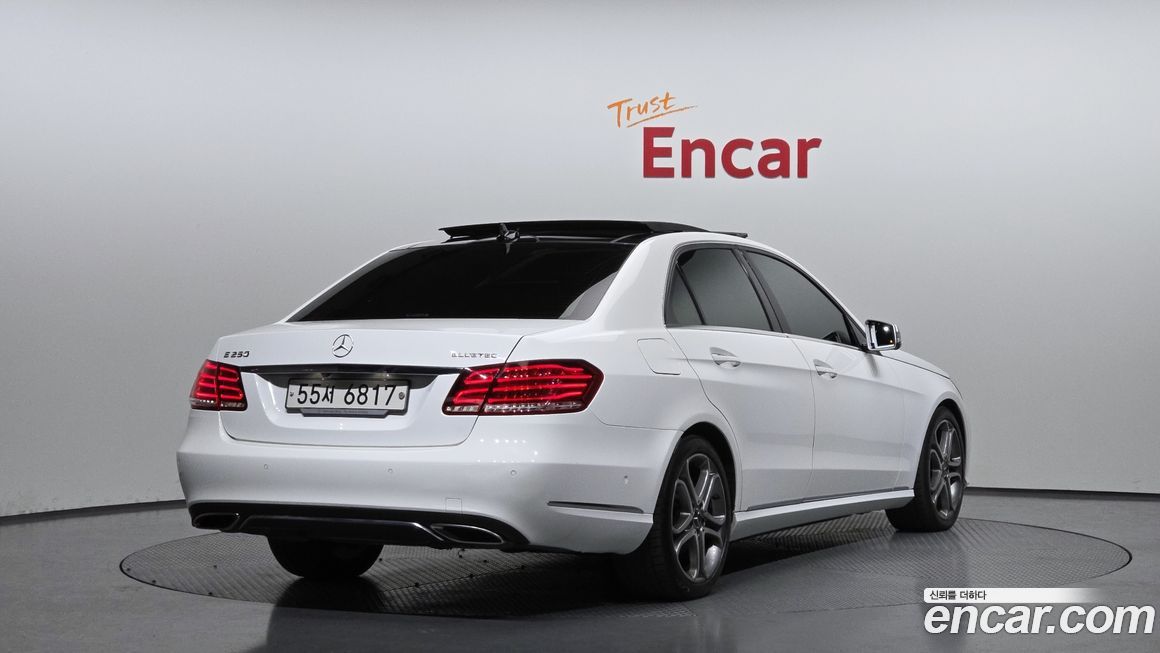 Mercedes-Benz E-Class 2015