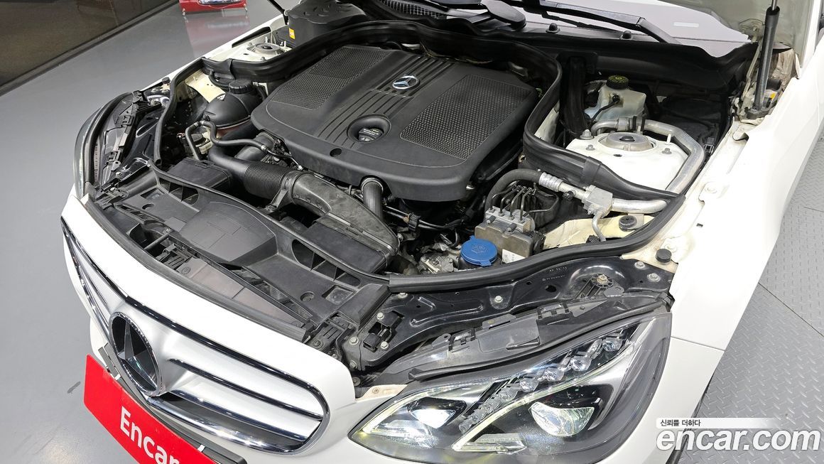 Mercedes-Benz E-Class 2015