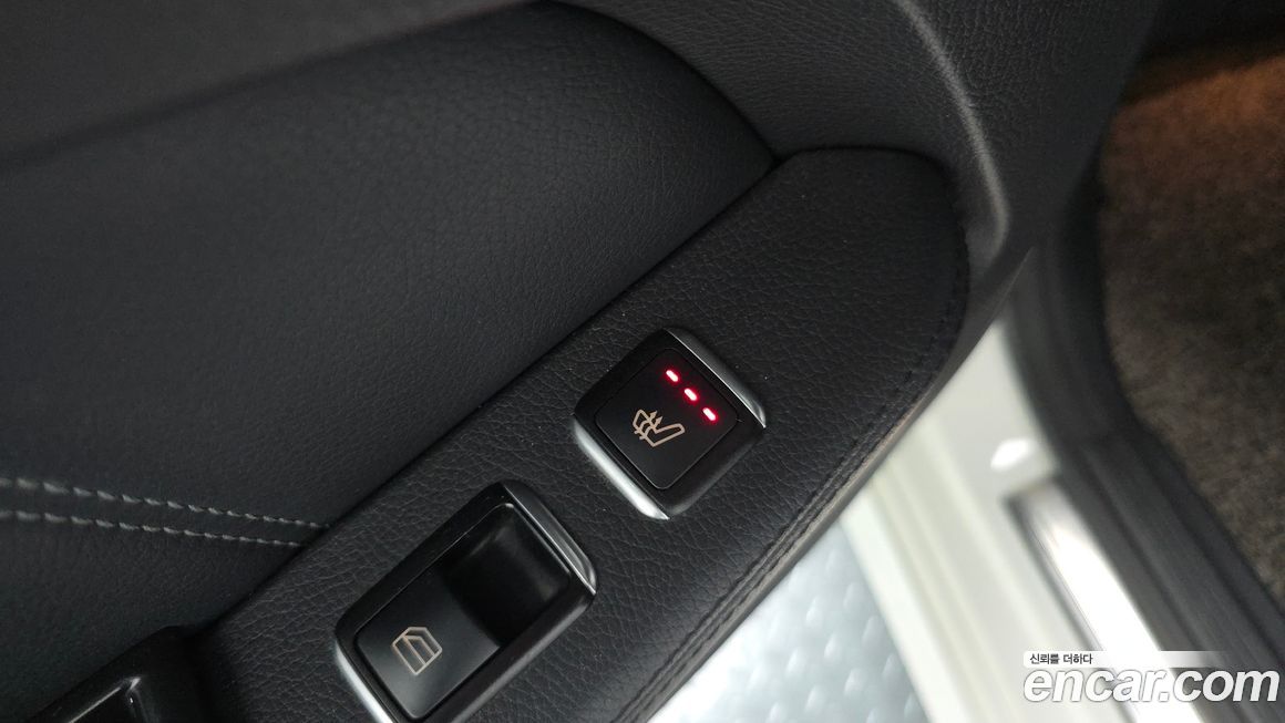 Mercedes-Benz E-Class 2015