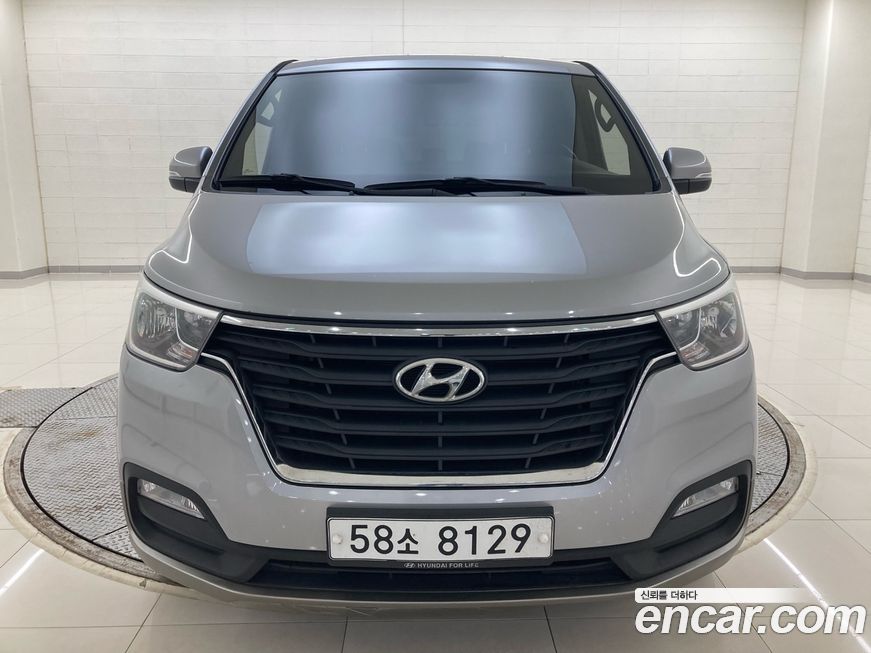 Hyundai Starex 2019