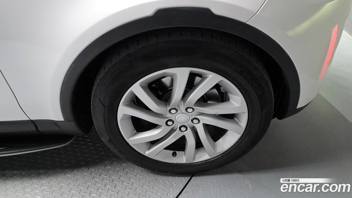 Land Rover Discovery 2017