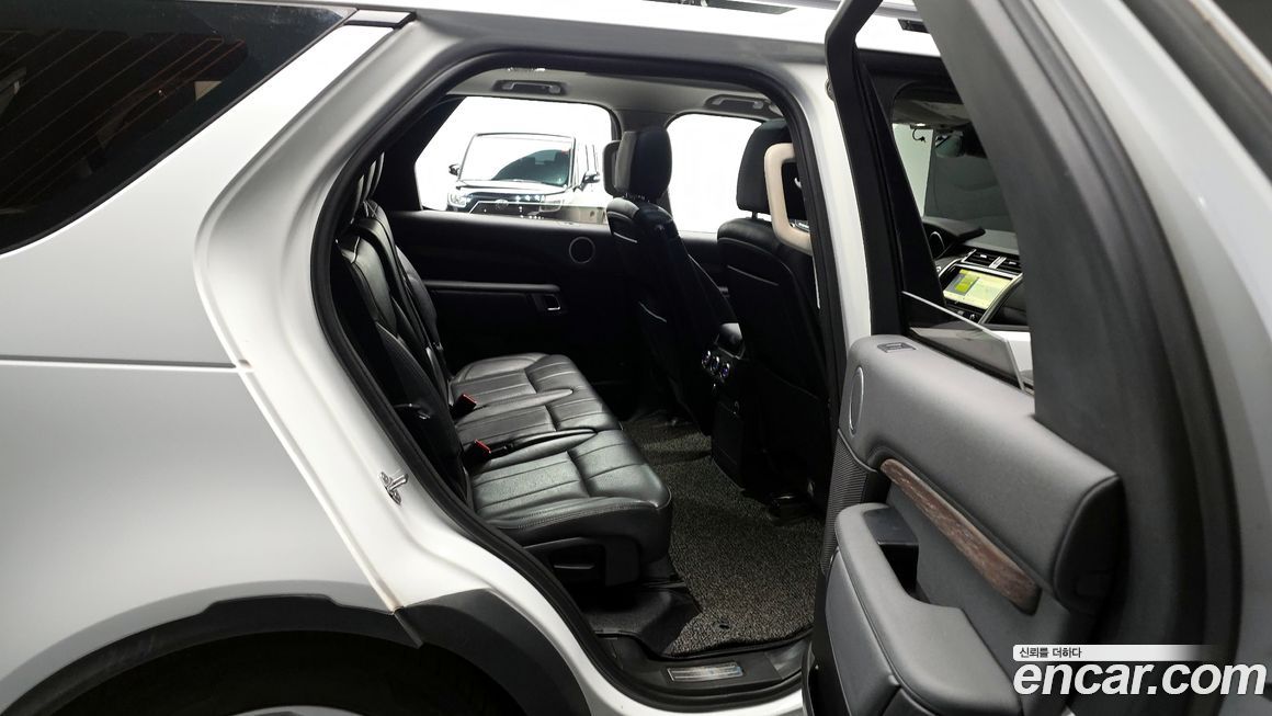 Land Rover Discovery 2017