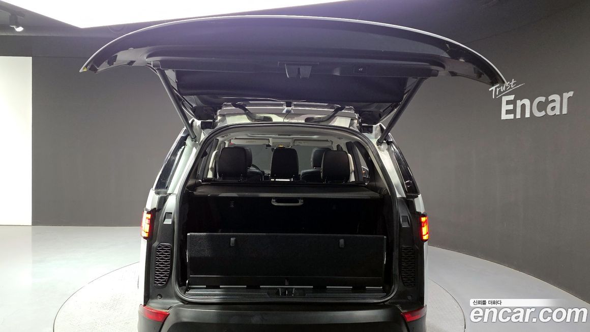 Land Rover Discovery 2017