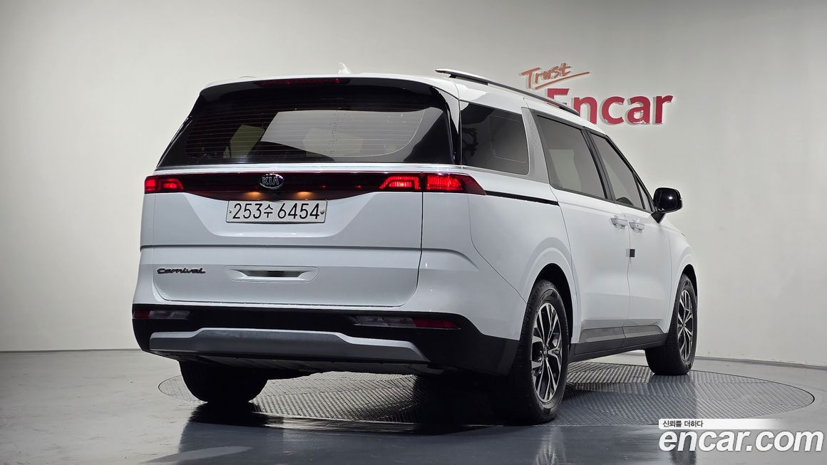 Kia Canival 2021