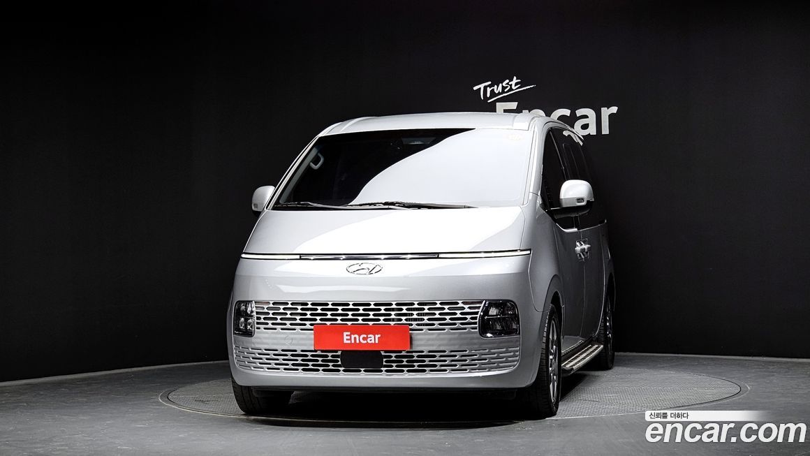 Hyundai Staria 2022