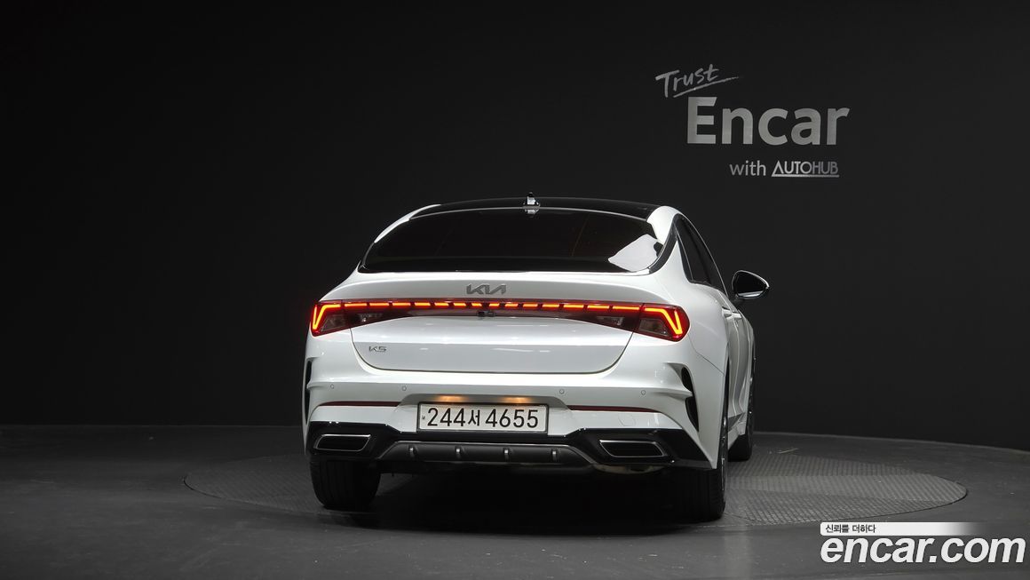 Kia K5 2023