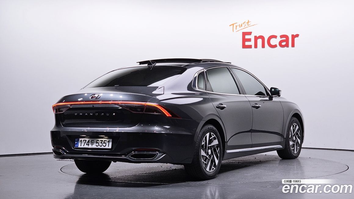 Hyundai Grandeur 2022