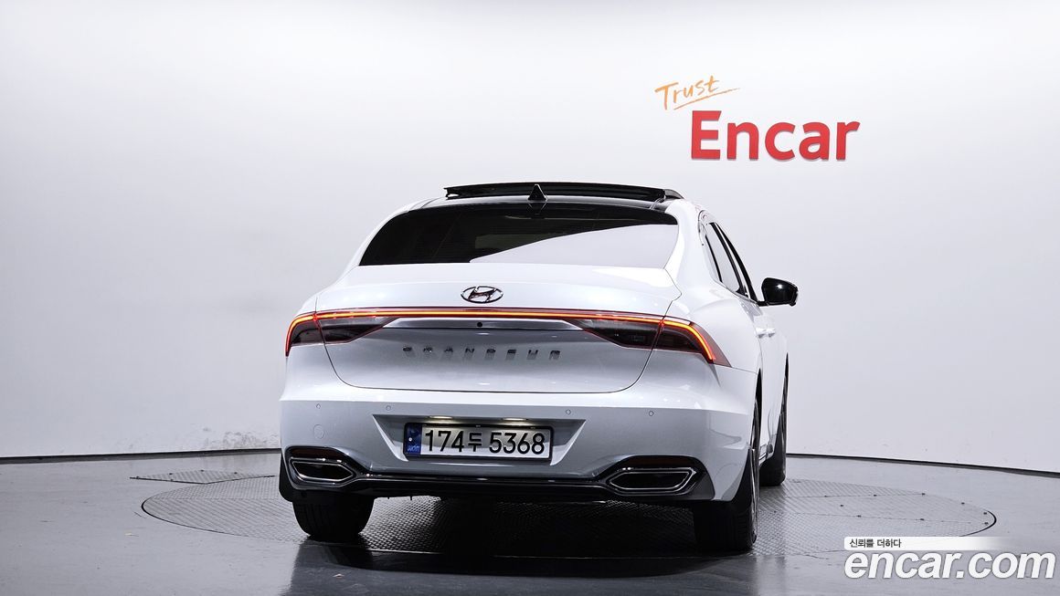 Hyundai Grandeur 2022