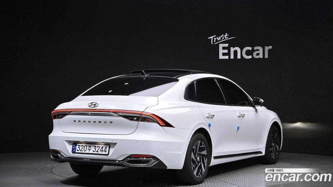 Hyundai Grandeur 2022