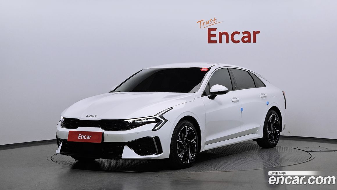 Kia K5 2025
