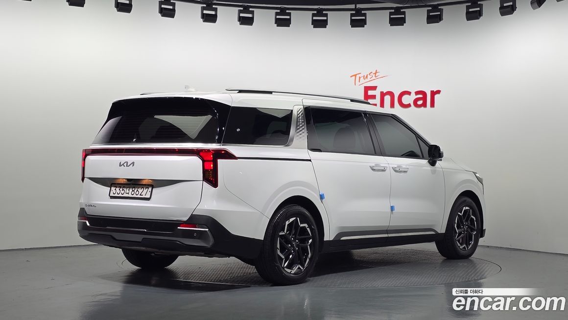 Kia Canival 2025
