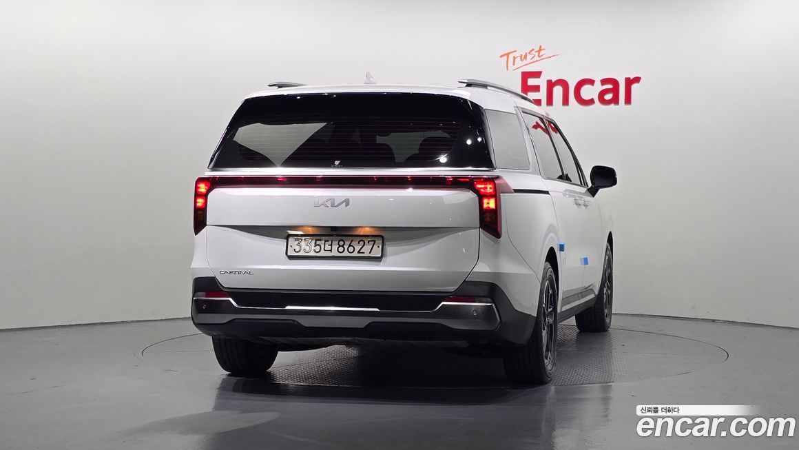 Kia Canival 2025