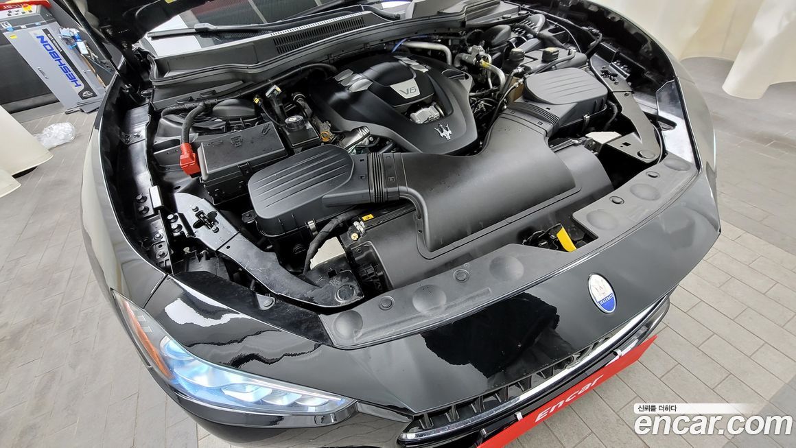 Maserati Ghibli 2016