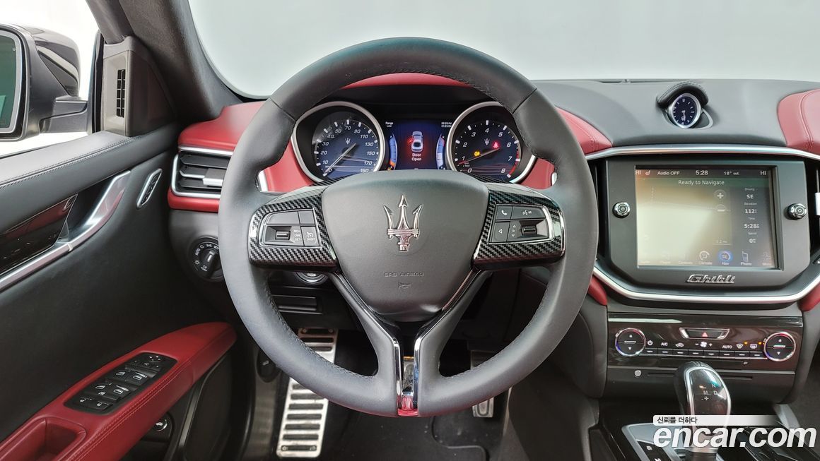 Maserati Ghibli 2016