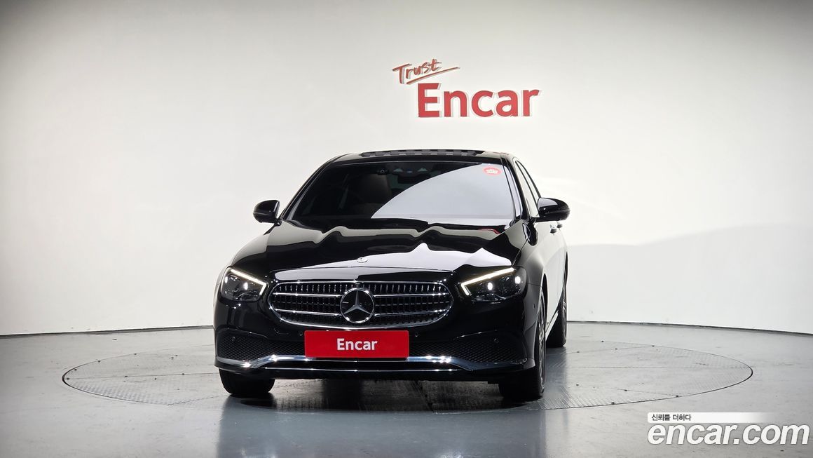 Mercedes-Benz E-Class 2021