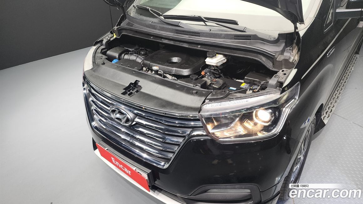 Hyundai Starex 2019