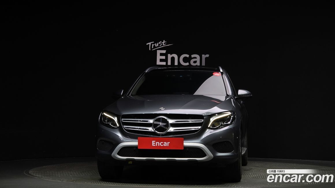 Mercedes-Benz GLC-Class 2019