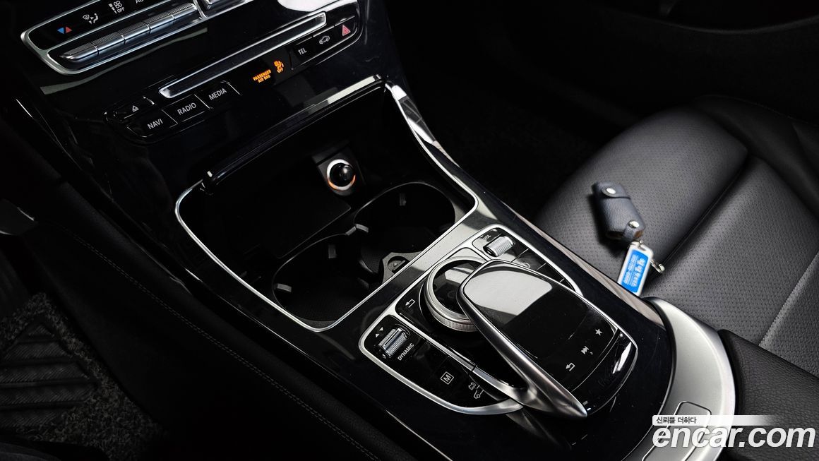 Mercedes-Benz GLC-Class 2019