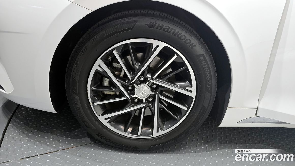 Hyundai Grandeur 2021