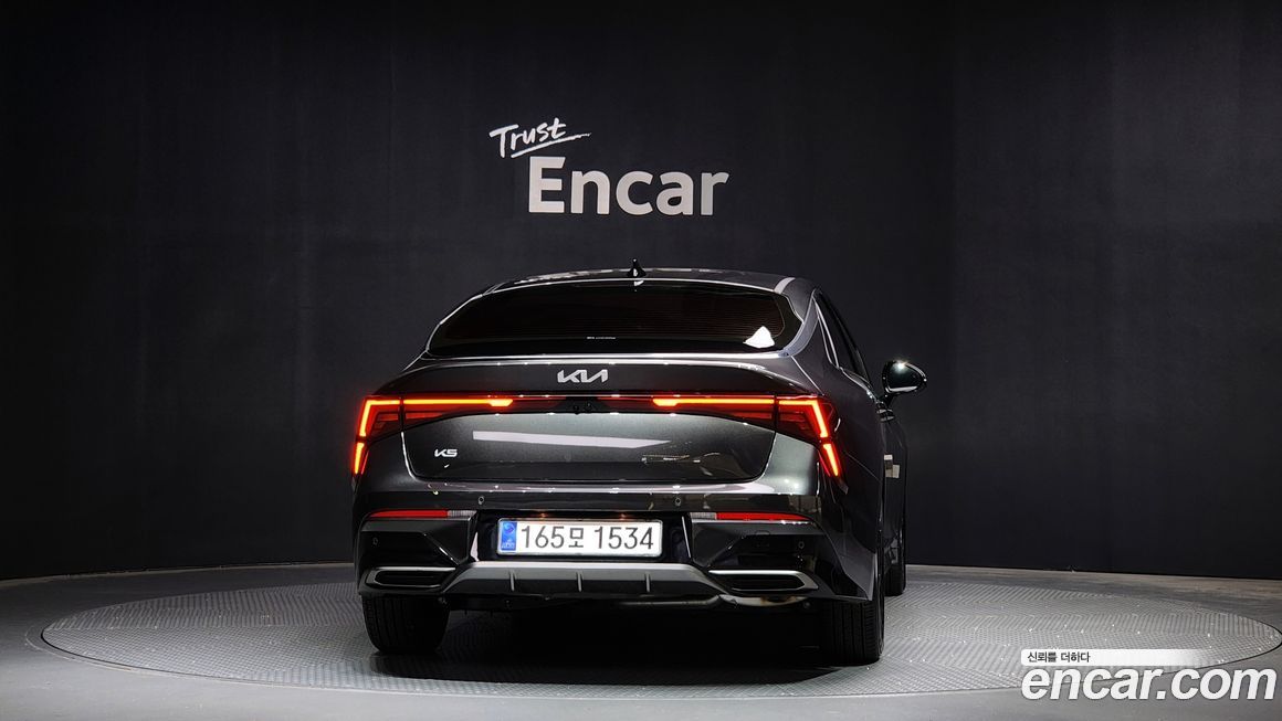 Kia K5 2025