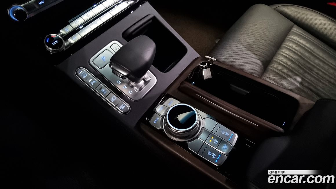 Genesis G90 2019
