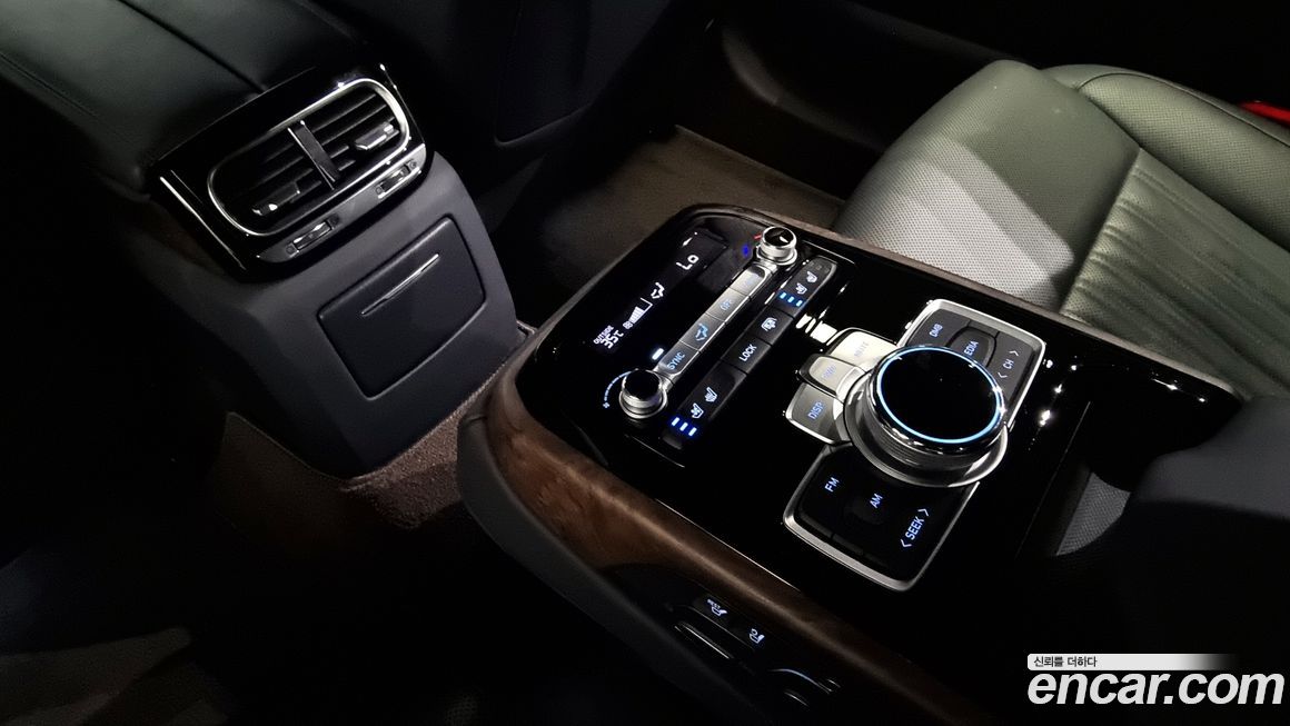 Genesis G90 2019