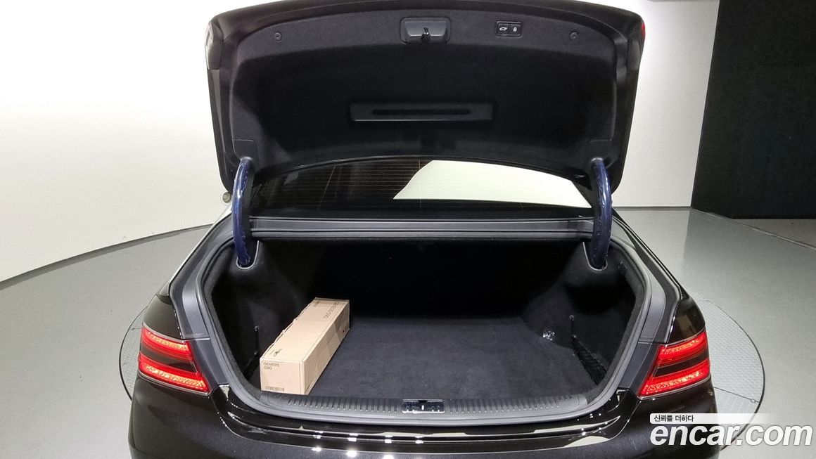 Genesis G90 2019